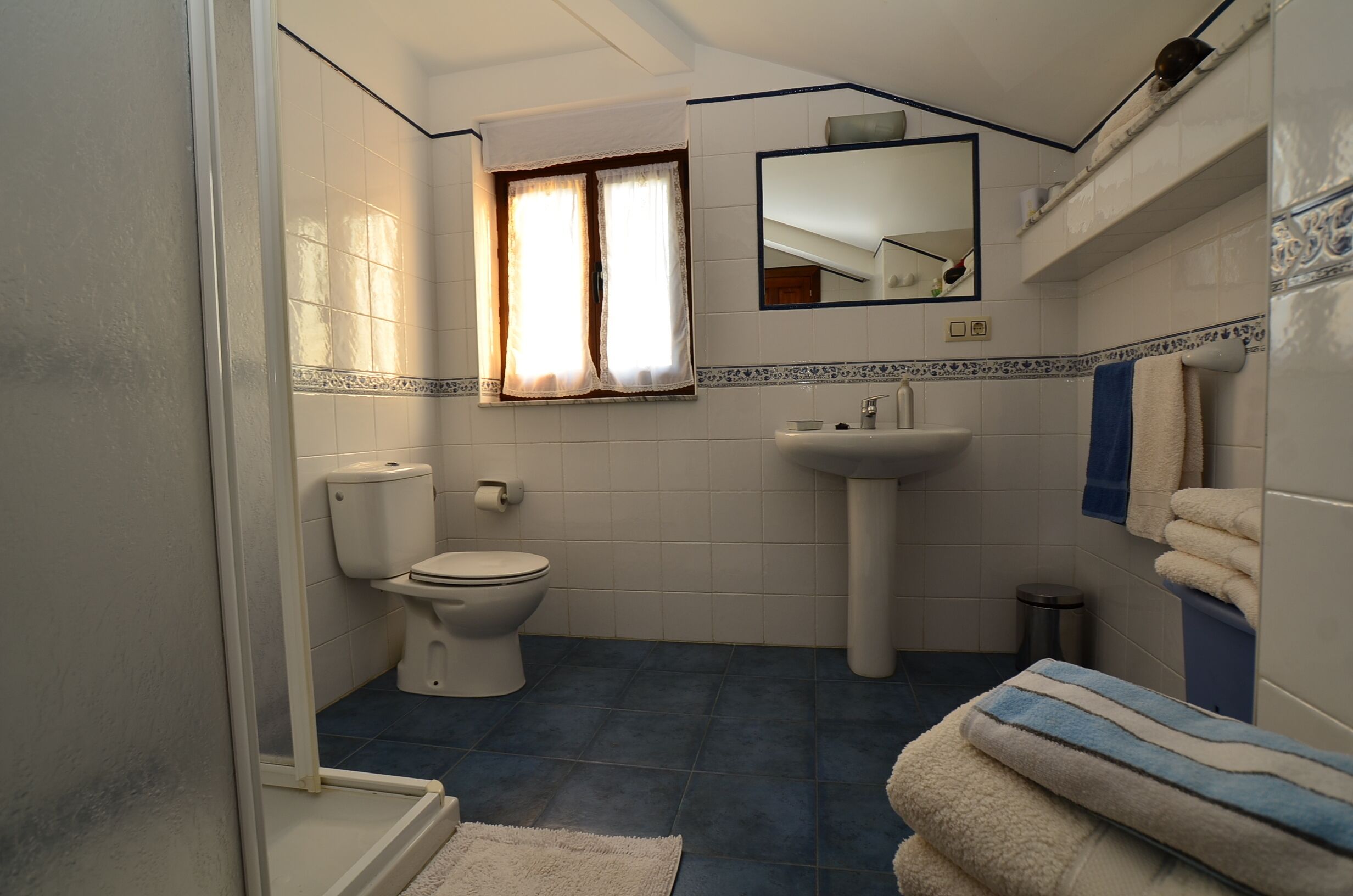 RURAL HOUSE (Complete rental) CASA CALEYOS