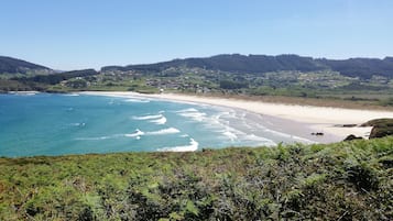 Beach nearby, beach towels