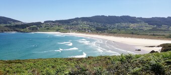 パンティンビーチを見下ろすデザインハウス