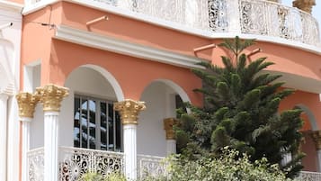 Fachada del alojamiento
