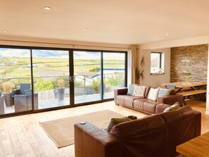 Smart TV, fireplace, video games, DVD player