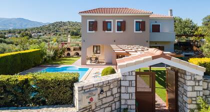 Villa Evanthia,a Place To Be!