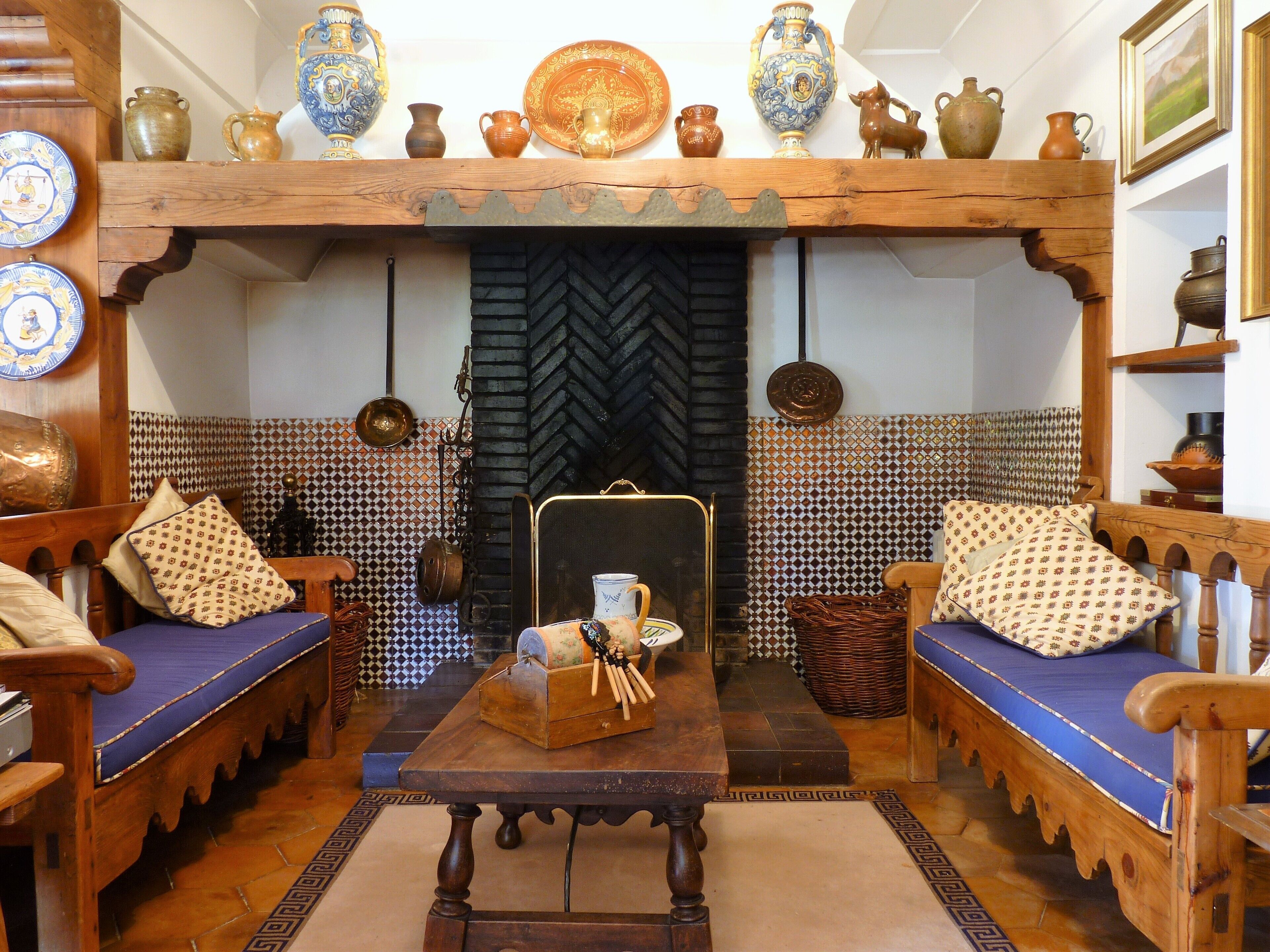 Splendid villa with large garden and game court in cool climate