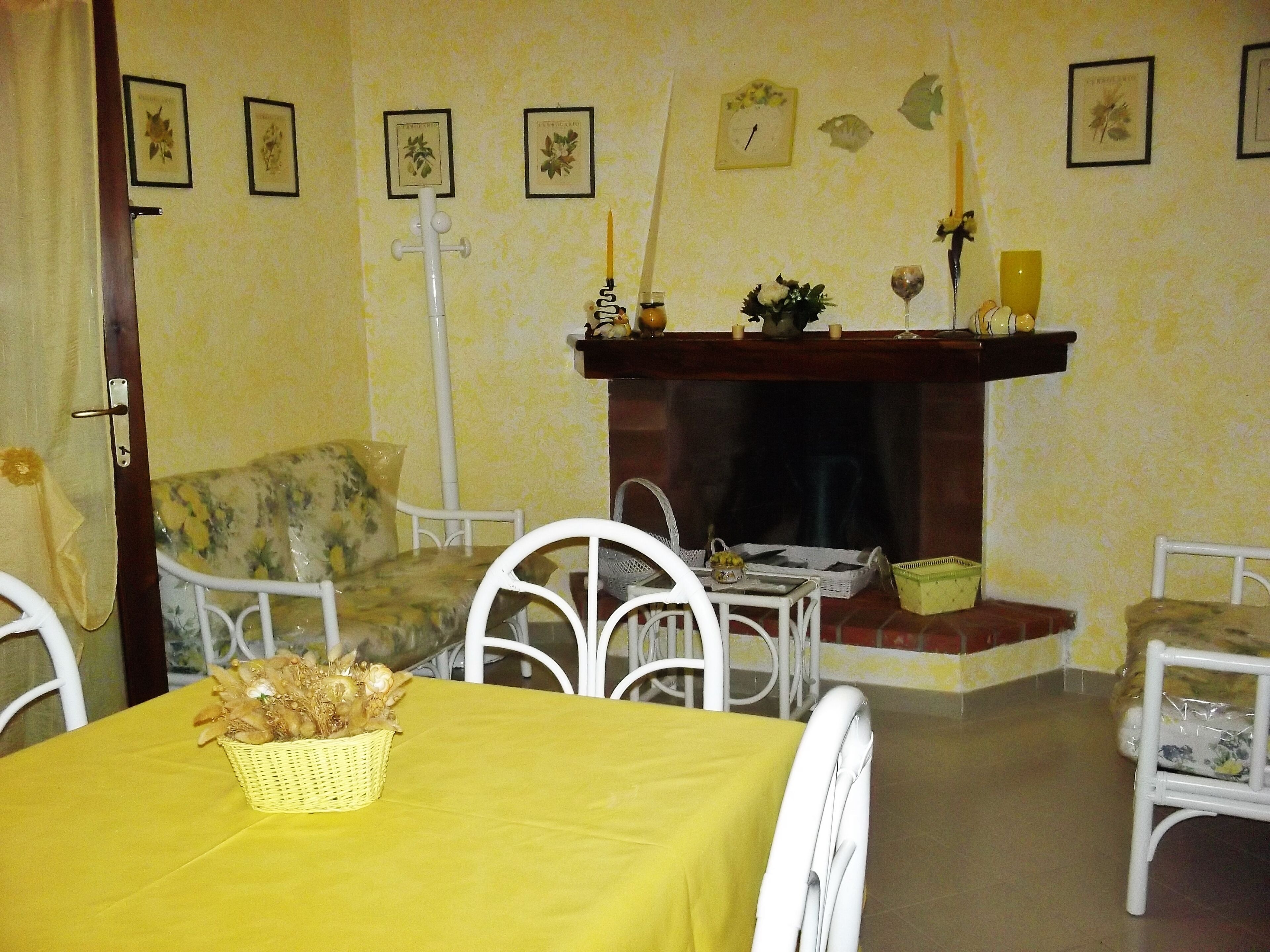 Villetta in fenced Residence and with the guardian