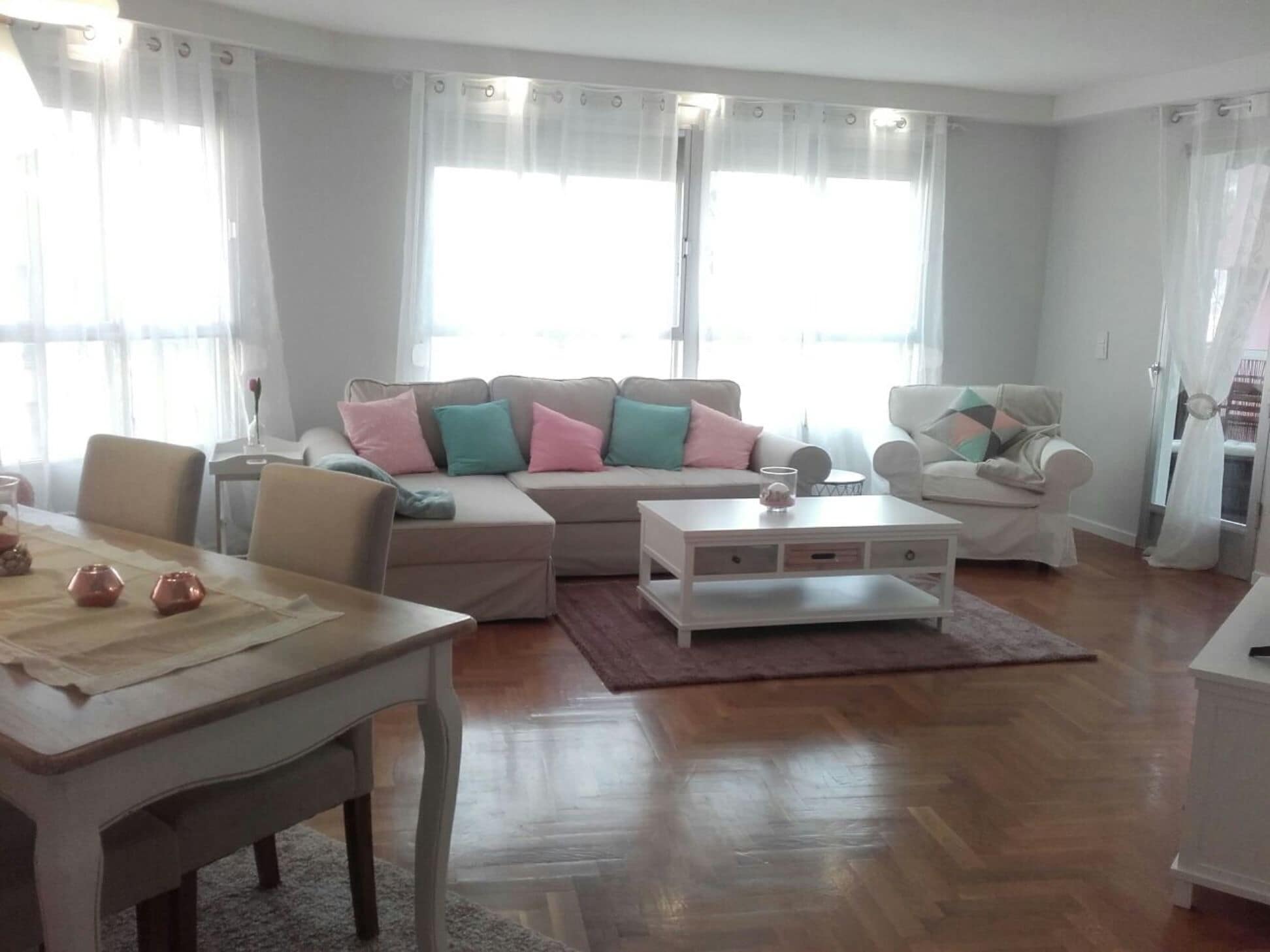 Beautiful newly renovated downtown apartment with terrace and 3 bedrooms