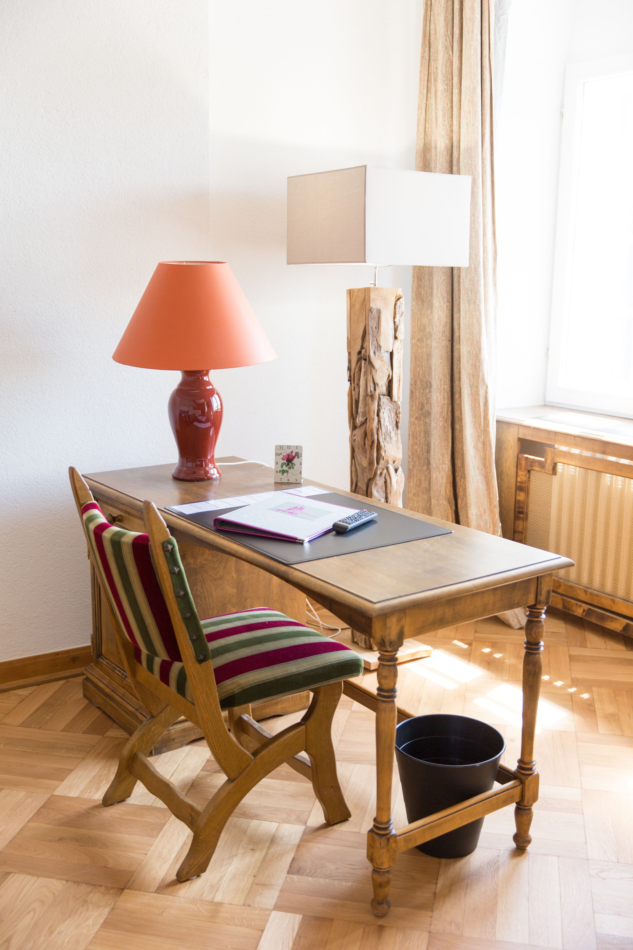 junior suite | individually decorated, individually furnished, desk, soundproofing