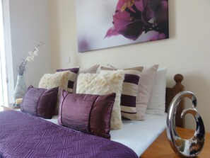 3 bedrooms, in-room safe, iron/ironing board, travel cot - Superb 5* Sea View Luxury Villa,Private Pool in Central Protaras with FREE WIFI (Protaras)
