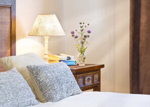 2 chambres, fer et planche à repasser, Wi-Fi, literie fournie