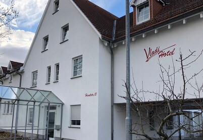 Hotel Vladi