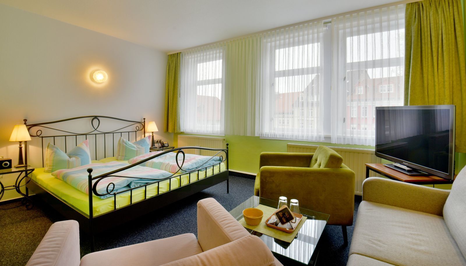 Standard Double Room, Non Smoking, City View