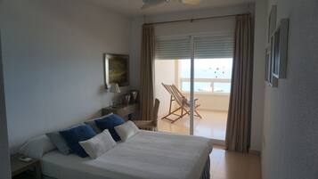 2 quartos, Wi-Fi de cortesia, roupa de cama