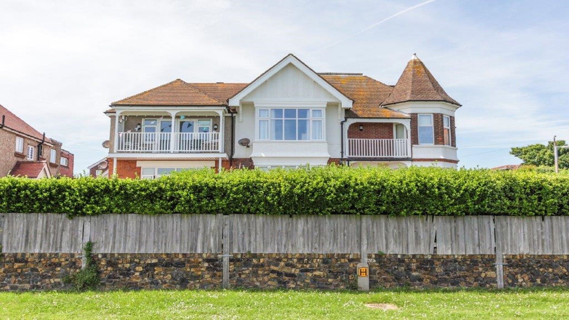 9 Best Fishing Lodges In Kent, UK Updated 2024 Trip101