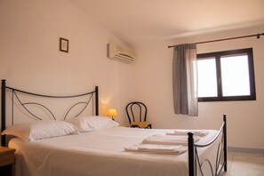 6 soverom, skrivebord, strykejern/-brett og wi-fi (inkludert)