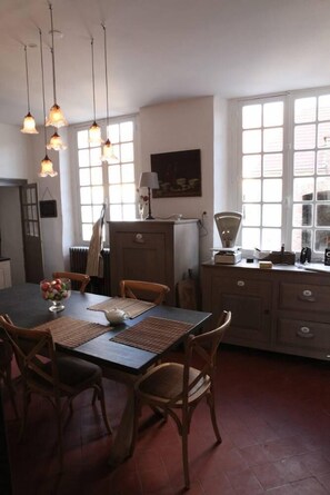 Dining -  House with character:  fenced garden, ideal for familly (Épineau-Les-Voves)