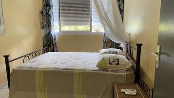 2 chambres, fer et planche Ă repasser, lit parapluie, Wi-Fi