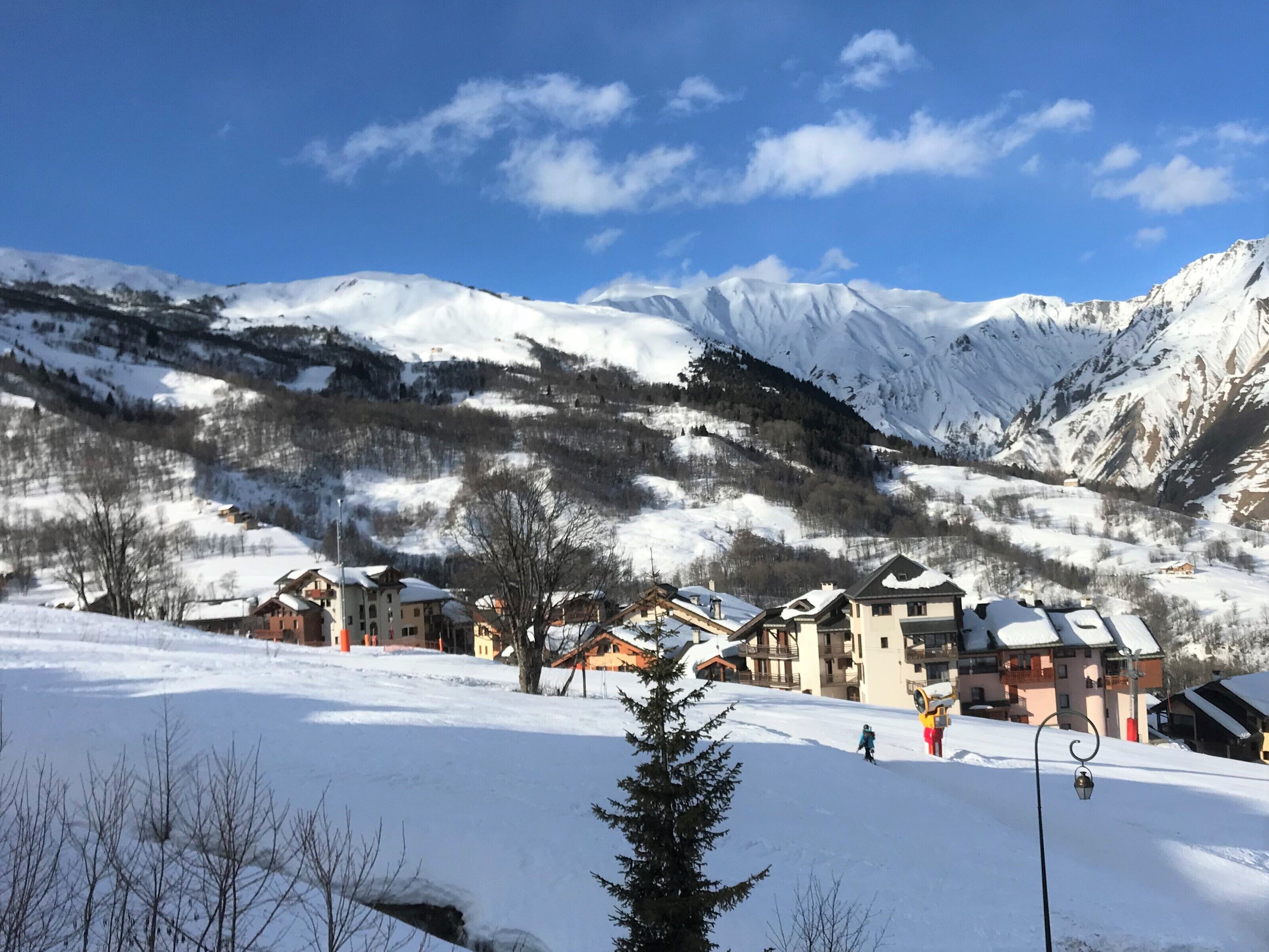 Snow and ski sports