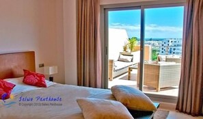 2 chambres, fer et planche Ă repasser, Wi-Fi gratuit, draps fournis