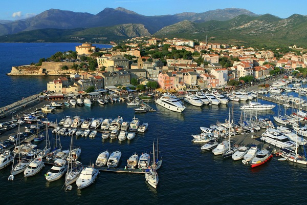 Marina