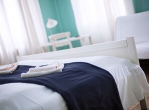 Chambre Double | Bureau, Wi-Fi gratuit, draps fournis