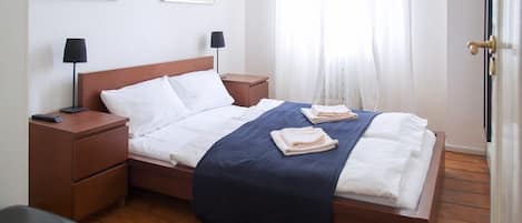 Doppelzimmer | Schreibtisch, kostenloses WLAN, Bettwäsche