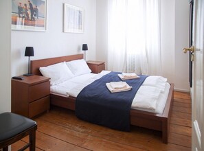 Habitación doble | Escritorio, wifi gratis, ropa de cama