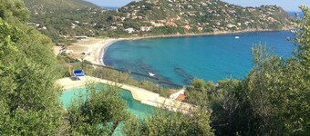 5 min de la plage à pied, Grande villa avec piscine privée, magnifique vue mer