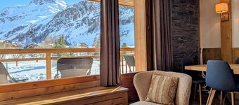 Unique Location ! Val d'Isère Snow Front - Ski in Ski Out - Standing