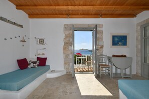 Interior - Unique Villa On Faragas beach (Agkairia)