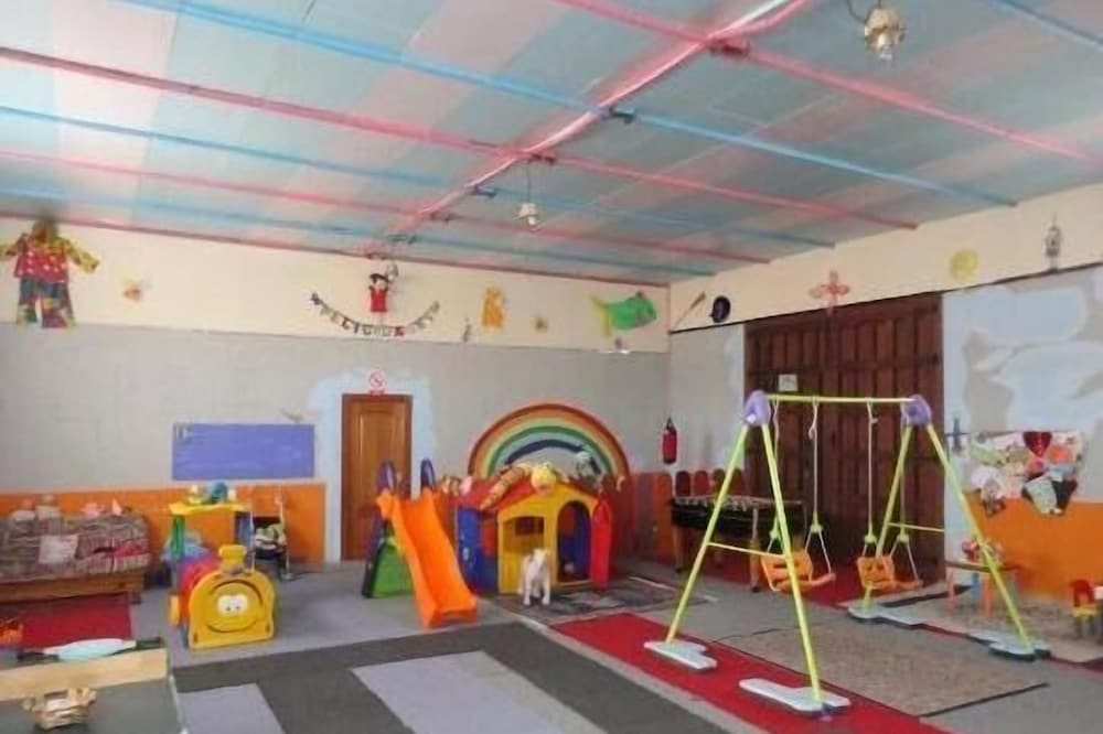 ABELESTERURAL tourist complex, full rental.