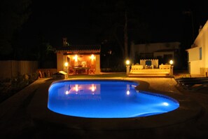 Outdoor pool - Villa-Chalet with private pool, POOLSIDE BARBECUE (Manacor)
