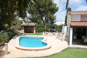 Outdoor pool - Villa-Chalet with private pool, POOLSIDE BARBECUE (Manacor)