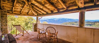 Herrenhaus mit privatem Pool und umzäuntem Garten