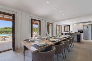 Dining - Villa Can Dala luxury in Port de Pollensa Sleeps 12 (Puerto Pollensa)