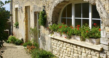 Karen House 5mn Omaha Beach DDay in Aure-sur-mer