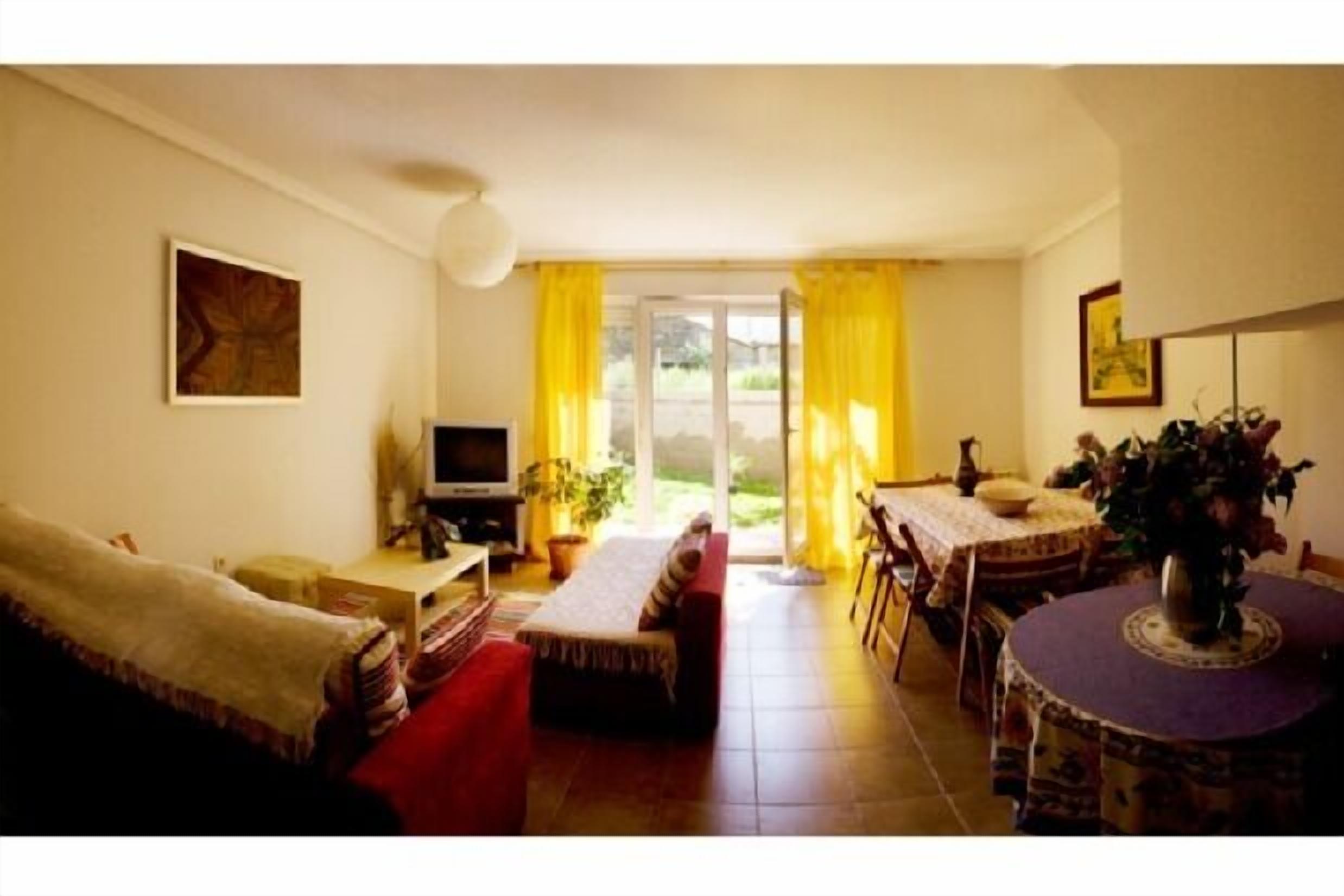 Casa Peñanegra for 8 people