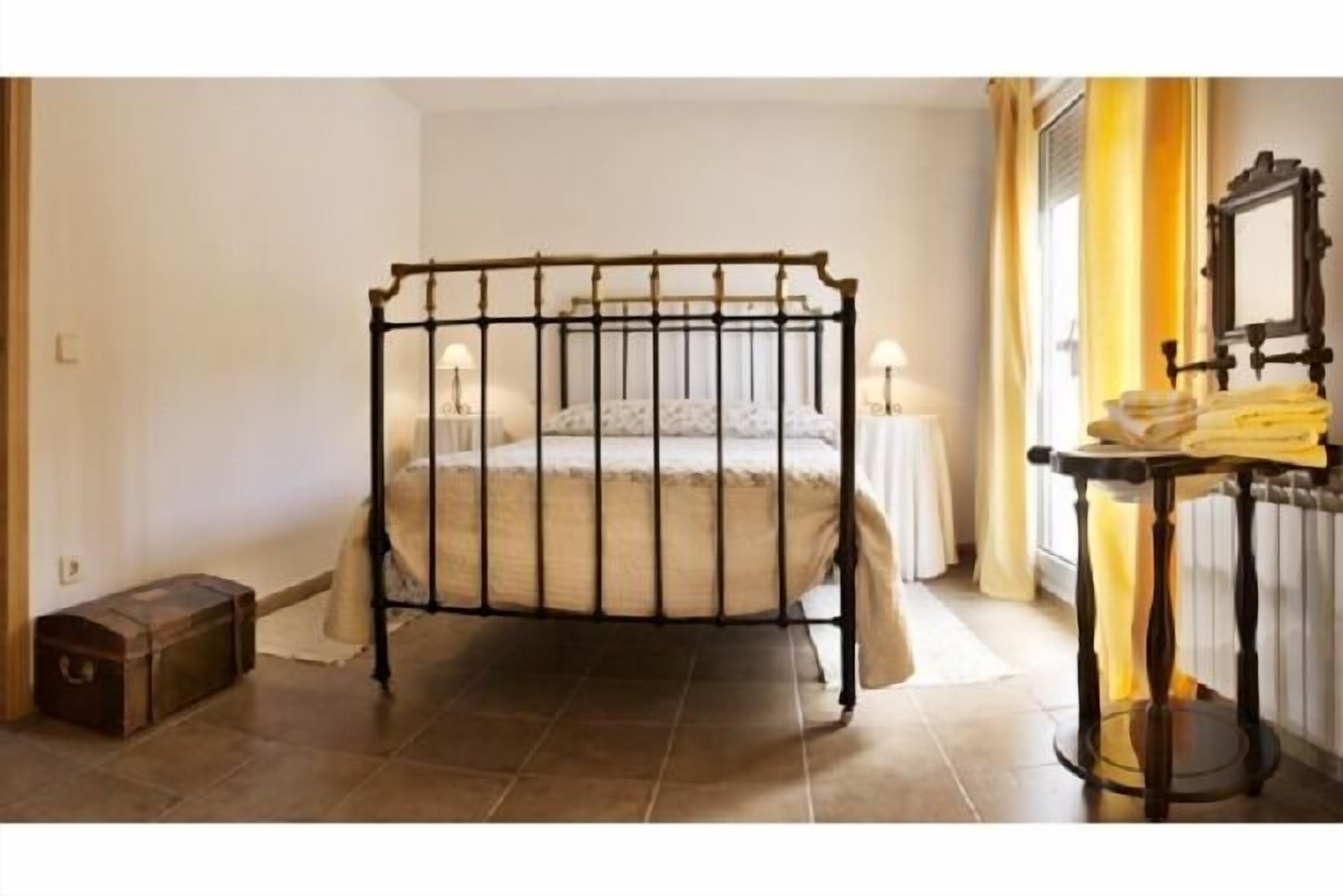 Casa Peñanegra for 8 people