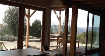 Bioclimatic house, exceptional view and quiet, 1.3 km of the river