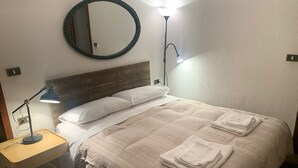 Unclassified image, 2 of 17, button - 1 bedroom “the old cave” with garden and solarium (Pre Saint Didier)