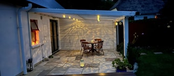 #Charming Killarney Cottage