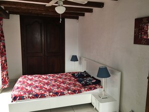 3 soverom, strykejern/-brett og wi-fi (inkludert)