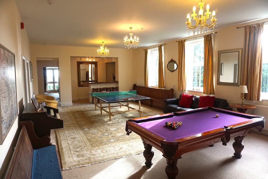 Mano En La Costa Con Piscina, Pista De Tenis, Sala De Juegos Grandes + Bar, Vistas Al Mar - Isle of Wight