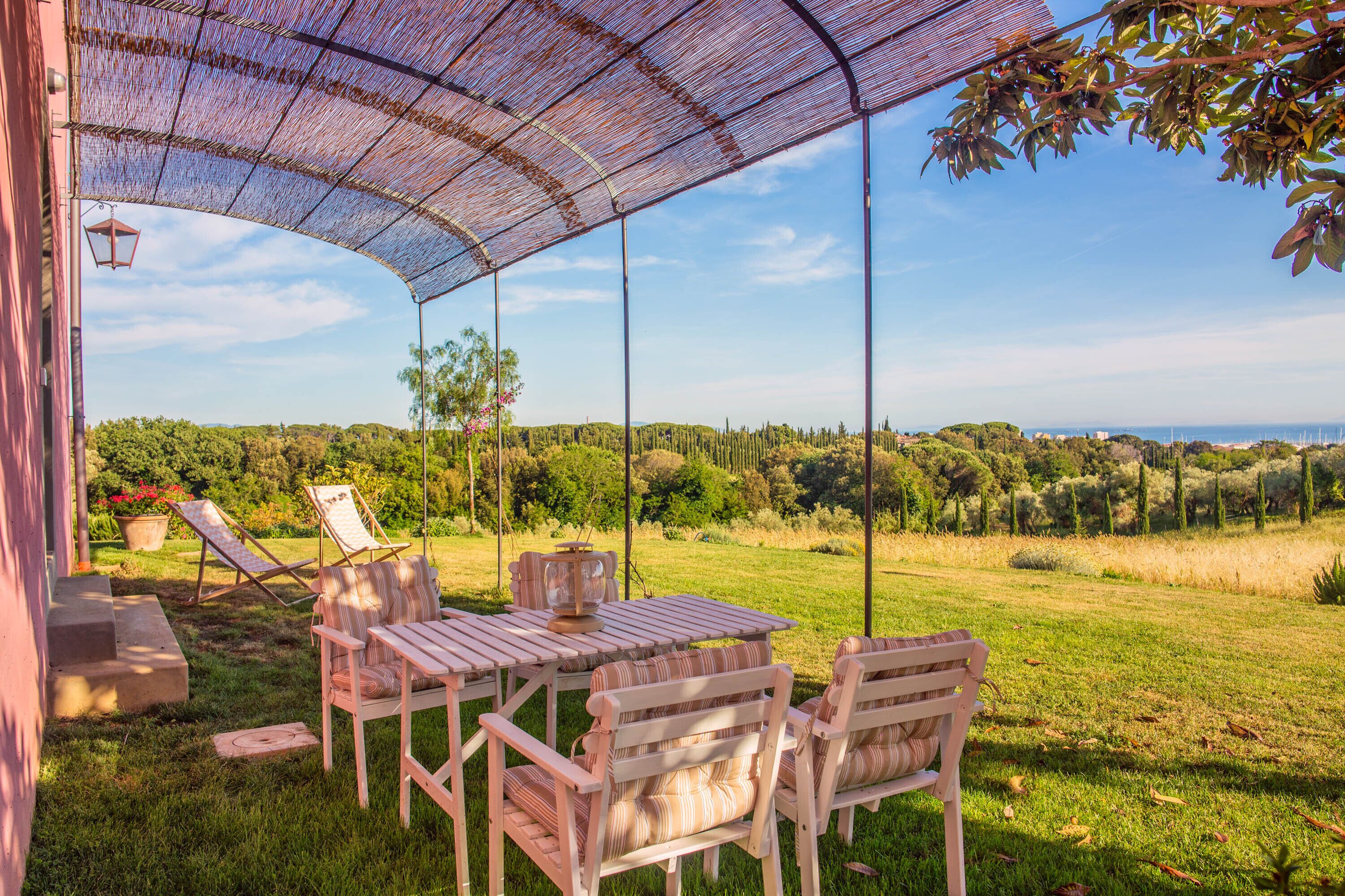 "Thorn" apartment in farm near the sea