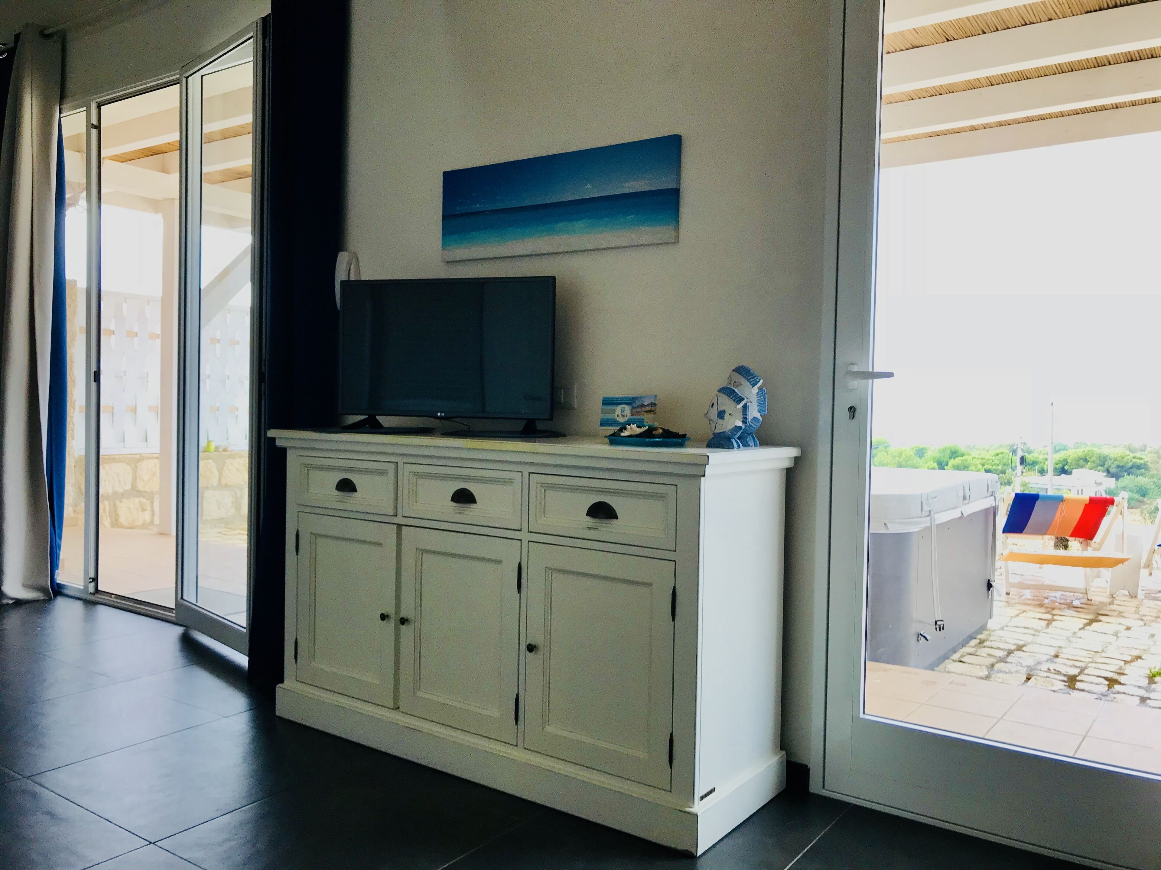 Single villa with private pool and lovely sea view