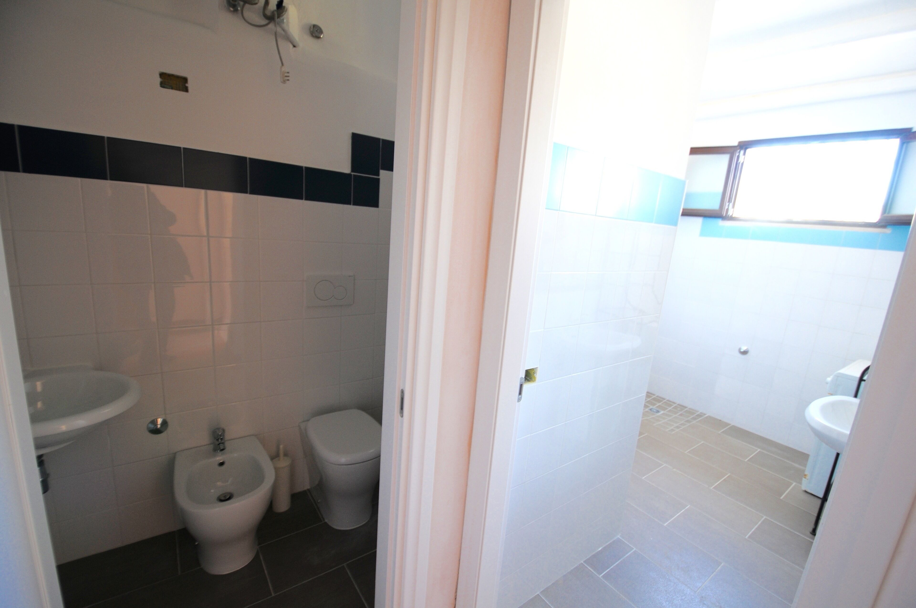 House by the sea, nature reserve, sandy beach, crystalline sea. DISCOUNTS 4/5/6