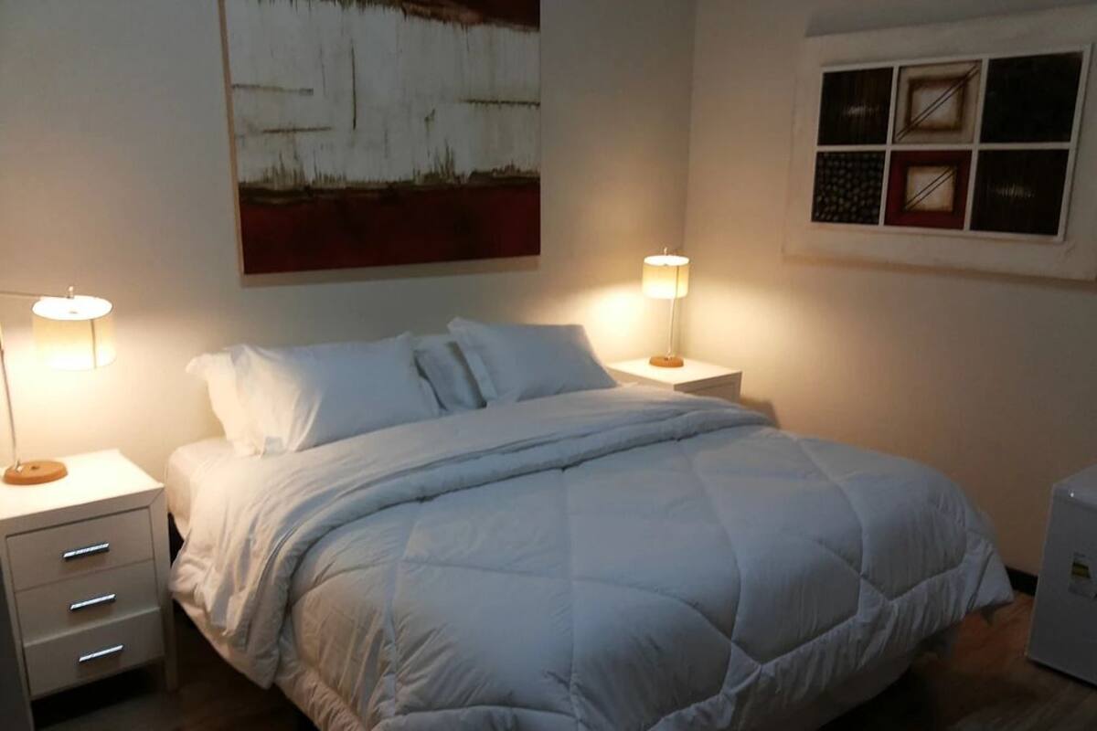 Free minibar, in-room safe, iron/ironing board, free WiFi