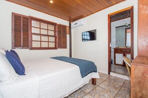 Standard Double Room | Minibar, blackout drapes, free WiFi, bed sheets - Ossos Suites (Búzios)