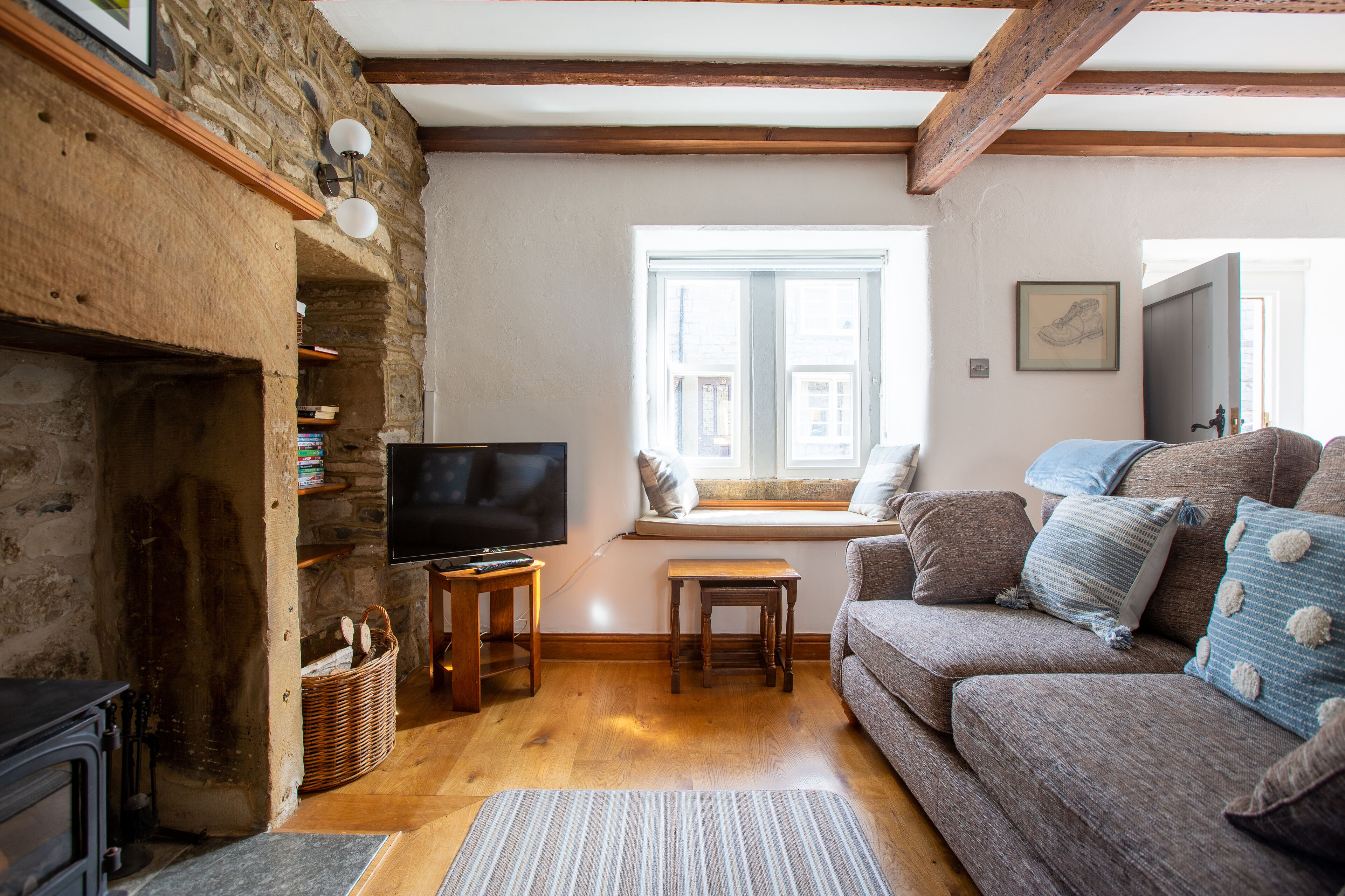 End Cottage,  Ashford In The Water, Near Bakewell 1 bedroom cottage.