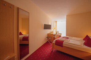 Double Room in Annex | Individuell dekoriert, individuell eingerichtet, Schreibtisch