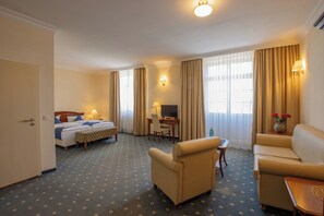 Junior Suite in Main Building | 書桌、手提電腦工作空間、免費 Wi-Fi、獨特設計