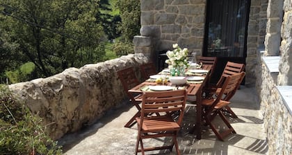 Eskola 87, Pays Basque